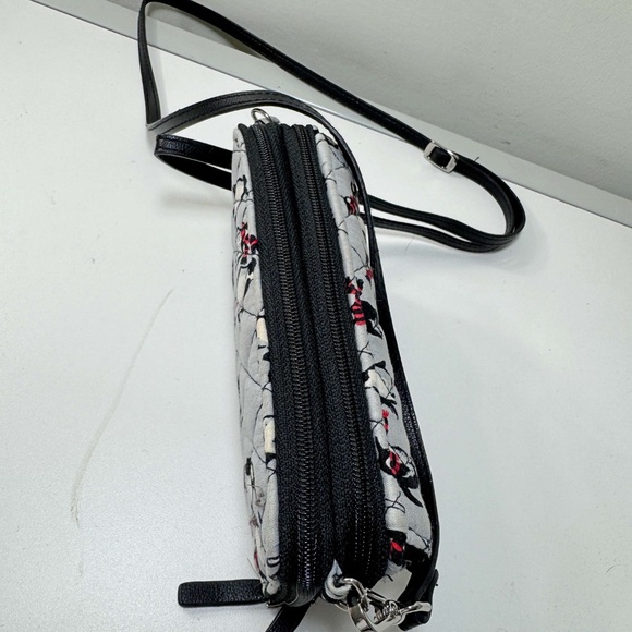Vera Bradley Quilted Penguin Print Wallet with Crossbody Strap - RETIRED PRINT - Picture 3 of 4